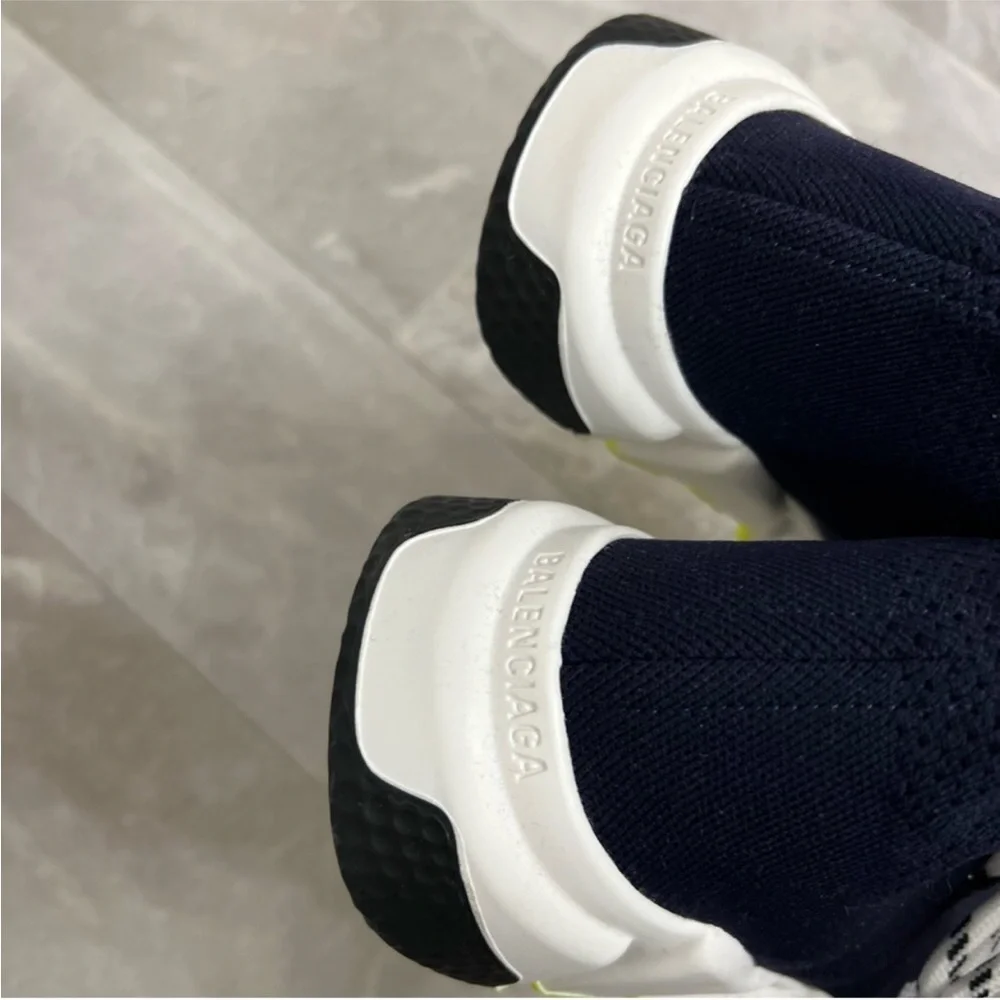 Balenciaga shoes - Picture 6 of 11